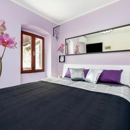 Sy's Apartment *